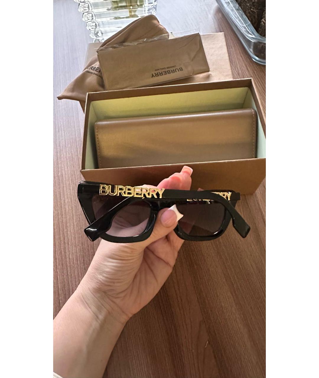 BURBERRY Черные пластиковые солнцезащитные очки, фото 6