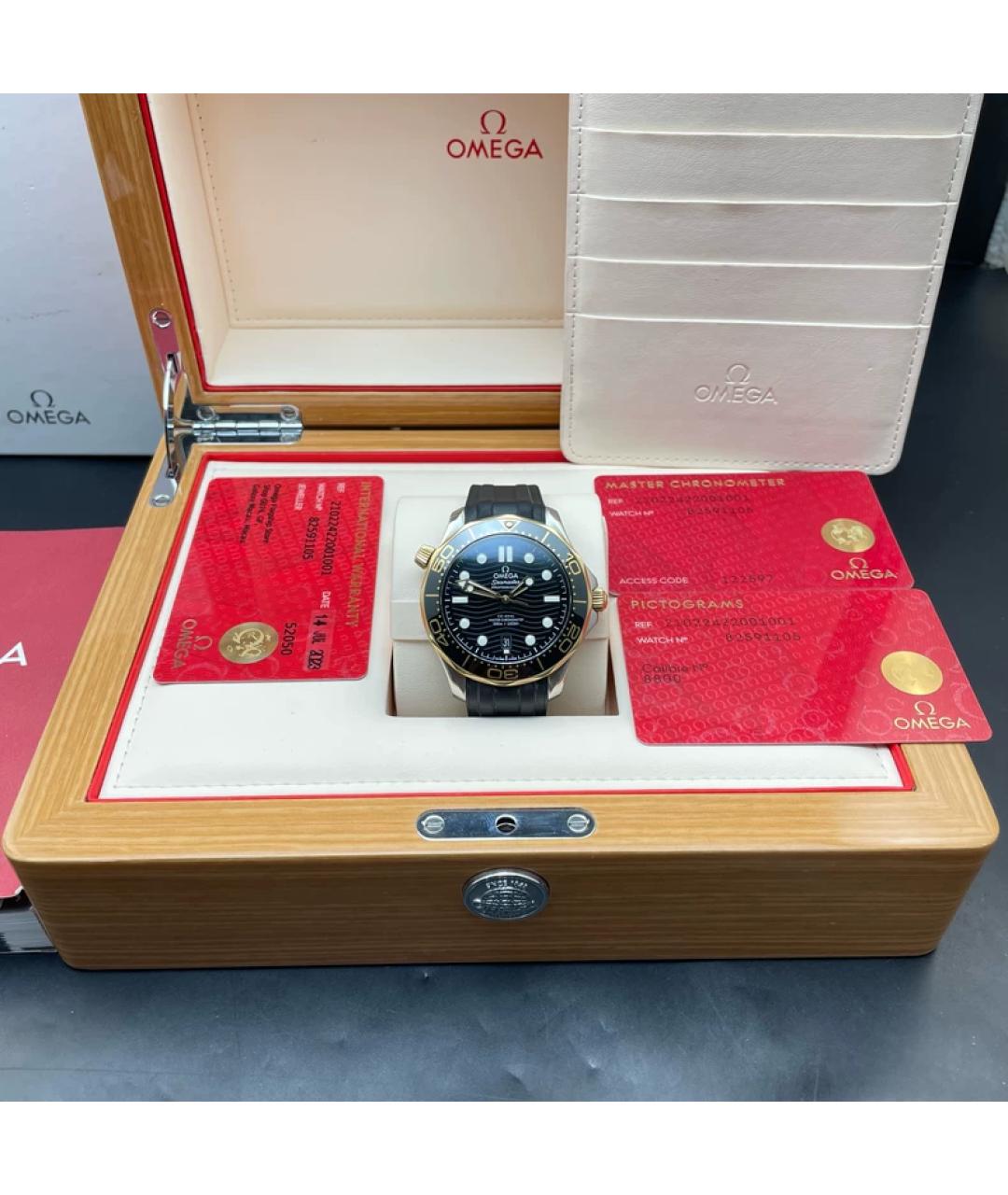 OMEGA Синие часы из желтого золота, фото 2