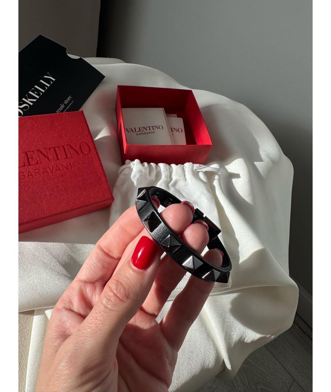 VALENTINO Черный кожаный браслет, фото 2