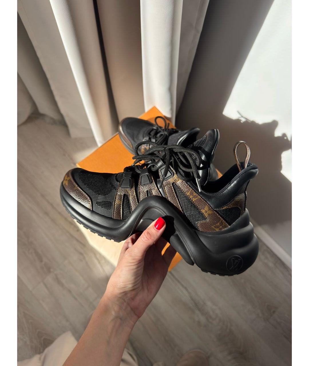 LOUIS VUITTON Черные кожаные кроссовки, фото 4