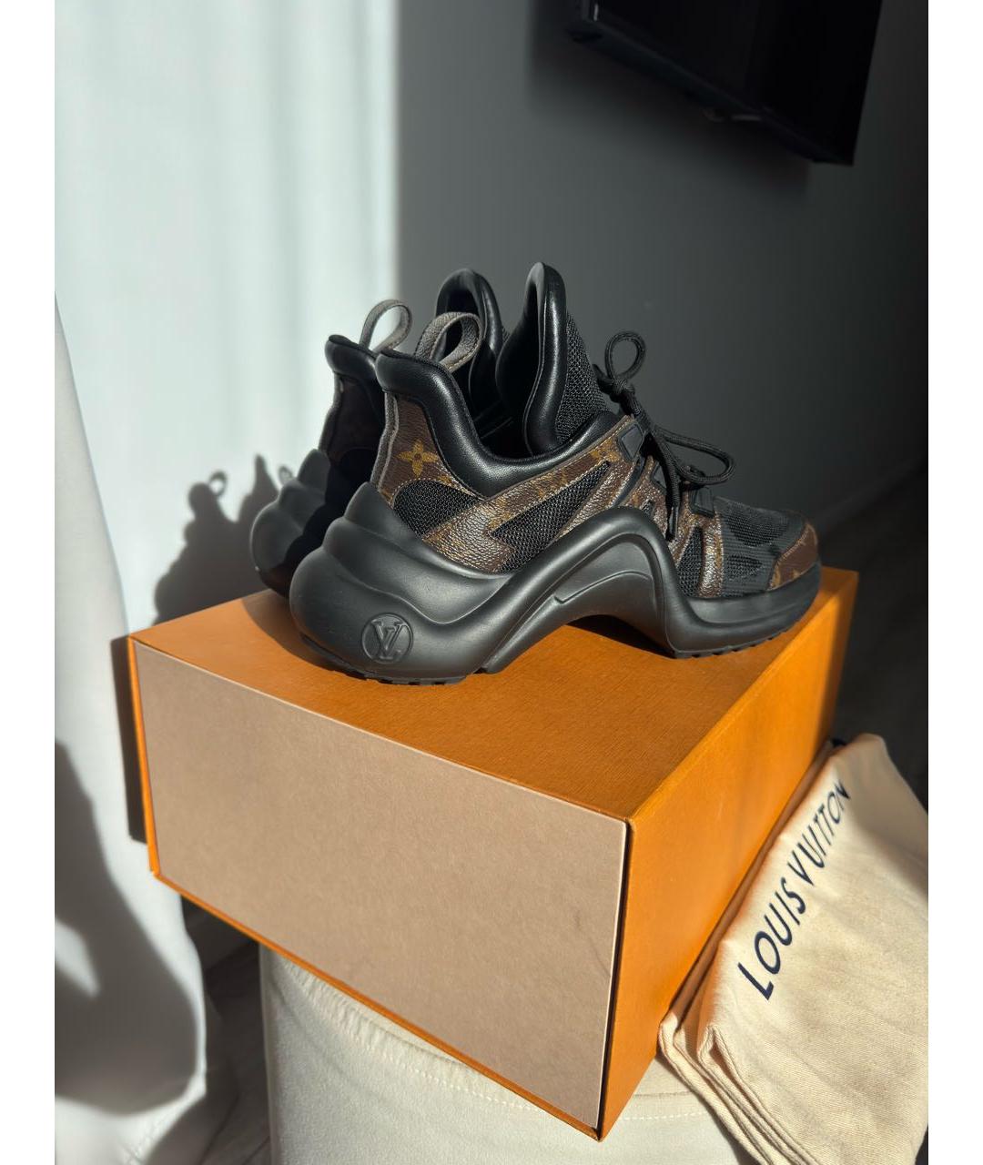 LOUIS VUITTON Черные кожаные кроссовки, фото 6