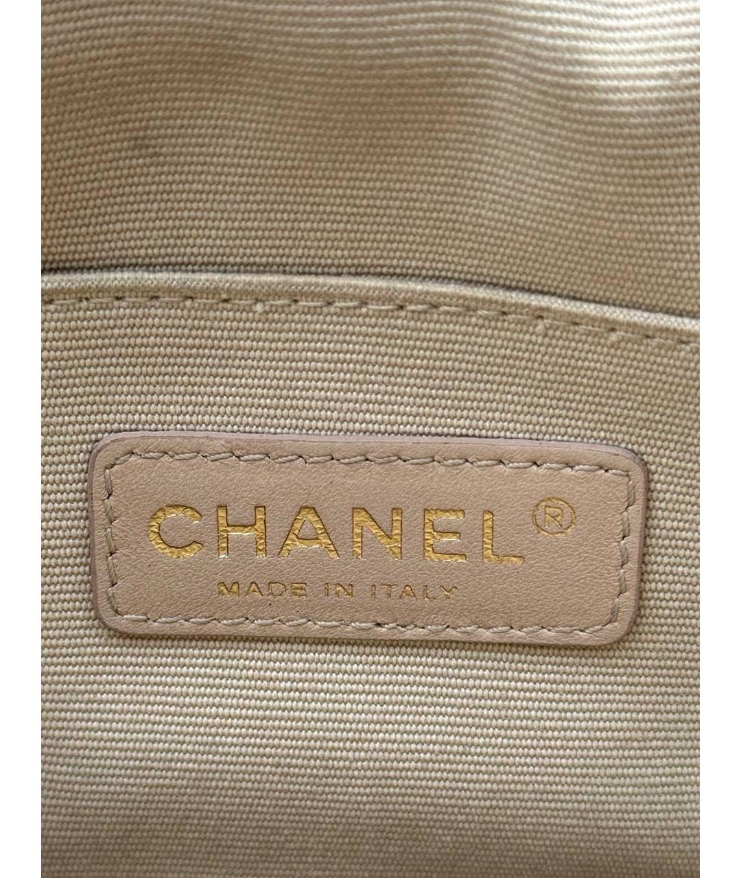 CHANEL Бежевая кожаная сумка с короткими ручками, фото 7