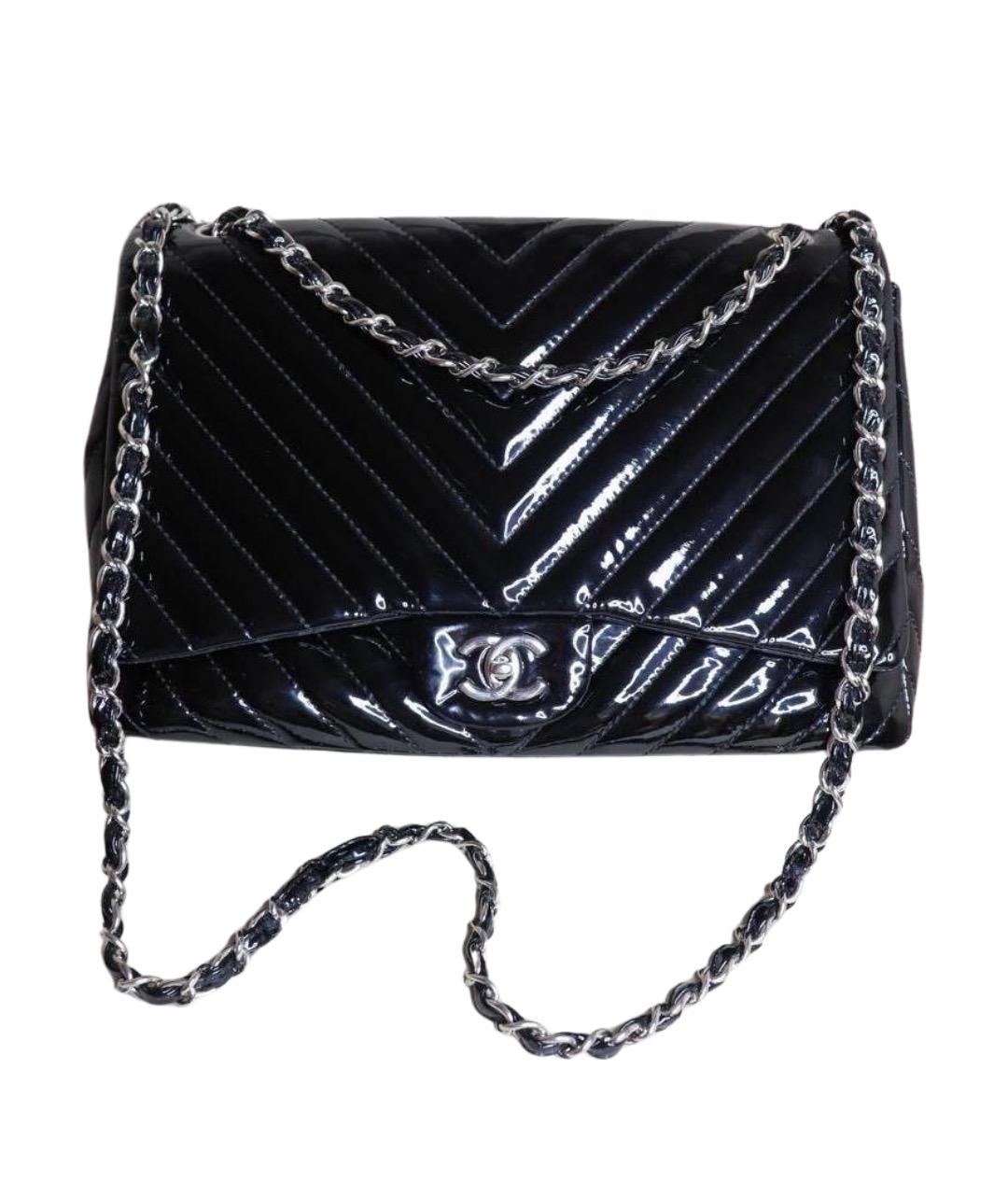 CHANEL Черная сумка через плечо из лакированной кожи, фото 1