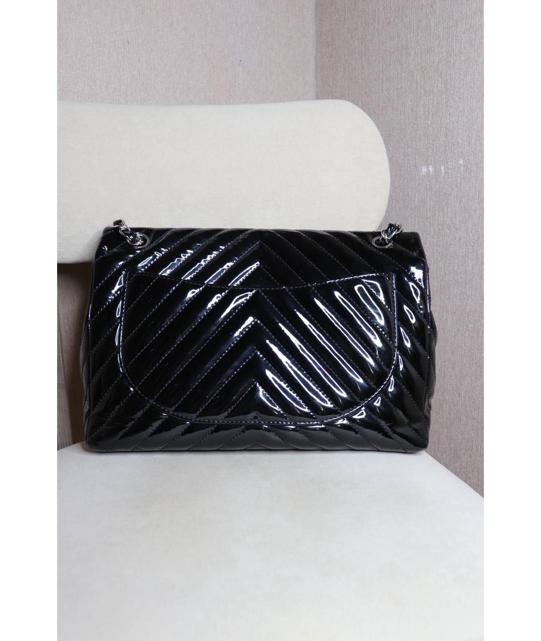 CHANEL Черная сумка через плечо из лакированной кожи, фото 3