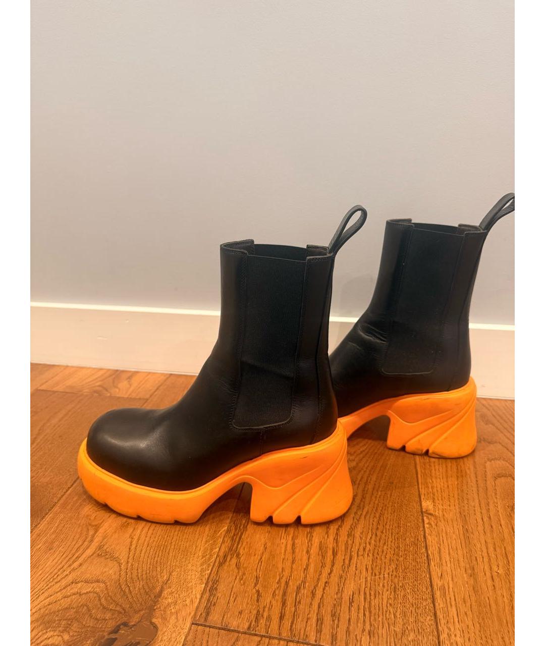 BOTTEGA VENETA Черные кожаные полусапоги, фото 5