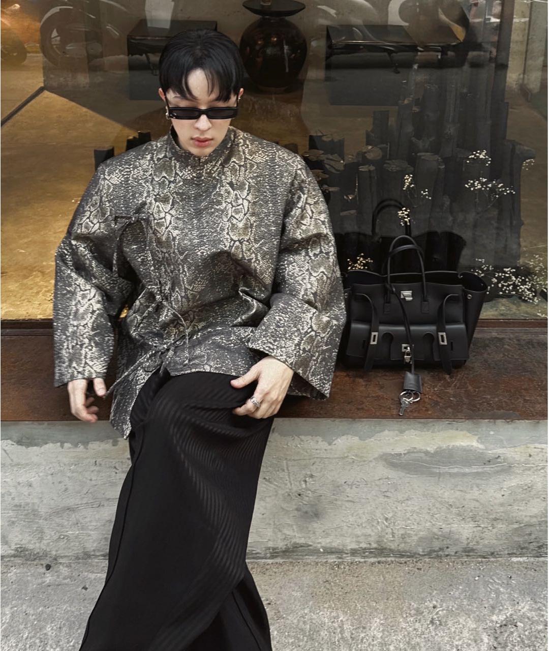 BALENCIAGA Черная кожаная сумка тоут, фото 2