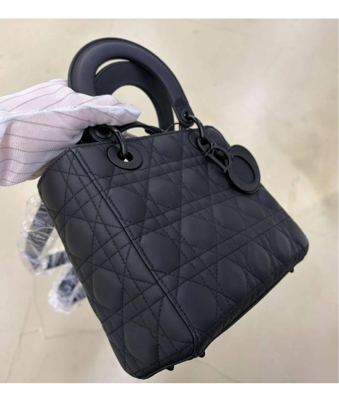 CHRISTIAN DIOR Черная кожаная сумка с короткими ручками, фото 2