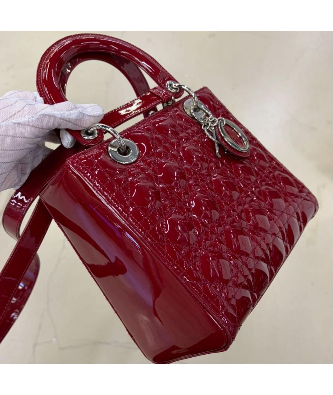 CHRISTIAN DIOR Бордовая сумка с короткими ручками из лакированной кожи, фото 2