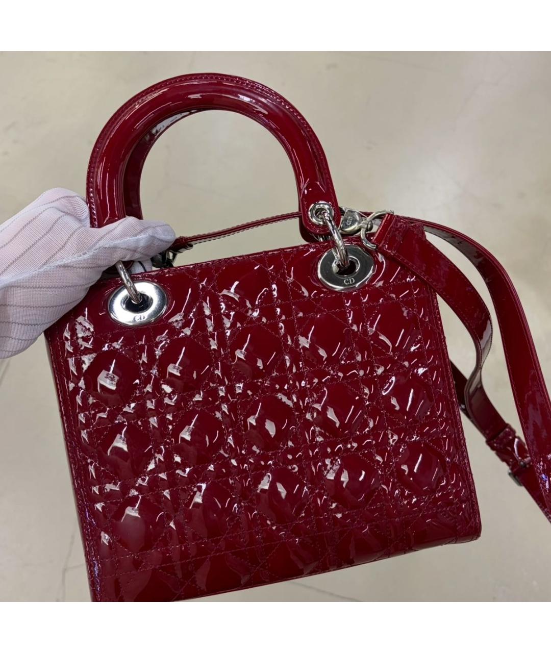 CHRISTIAN DIOR Бордовая сумка с короткими ручками из лакированной кожи, фото 3