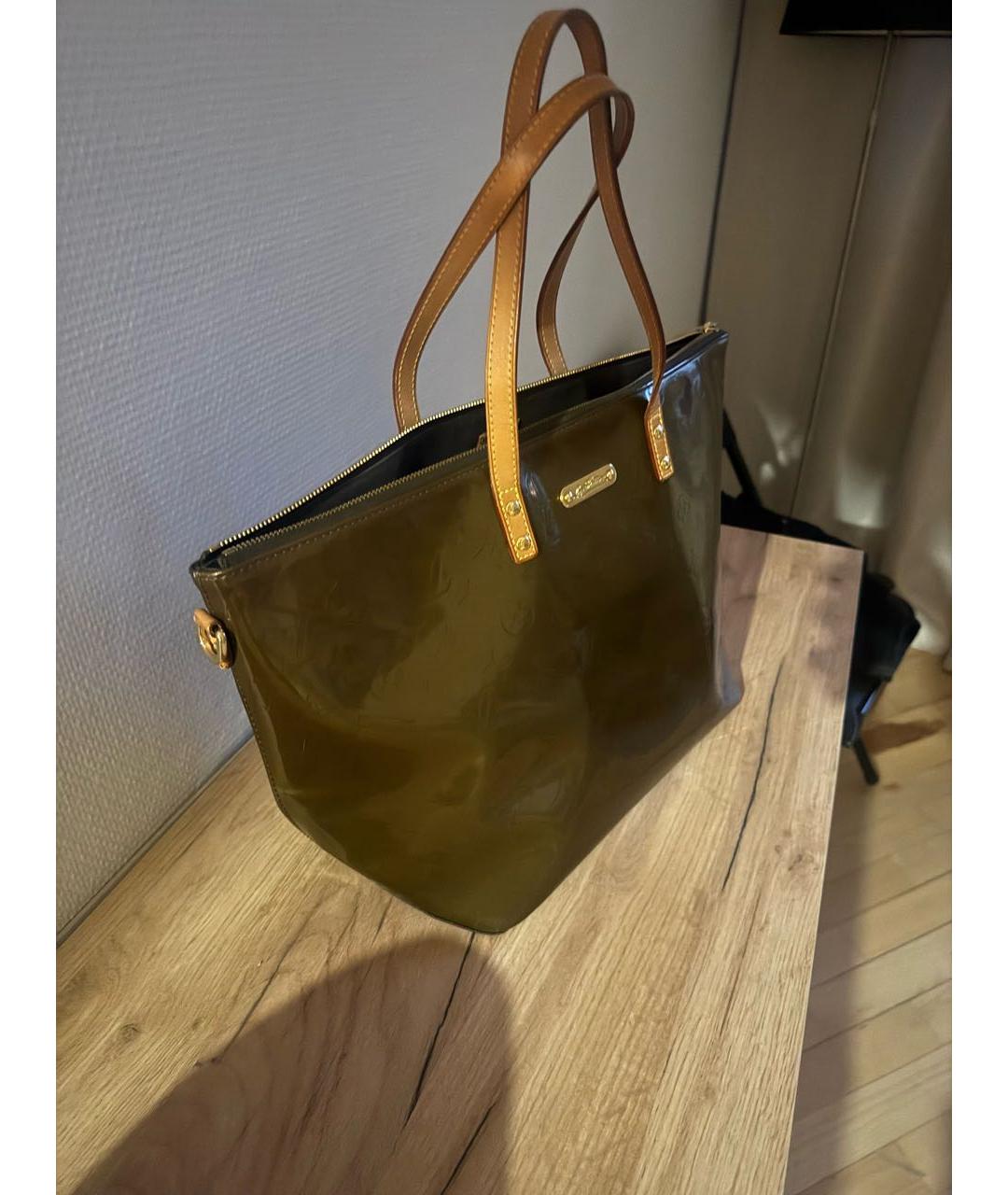 LOUIS VUITTON Хаки сумка тоут из лакированной кожи, фото 7
