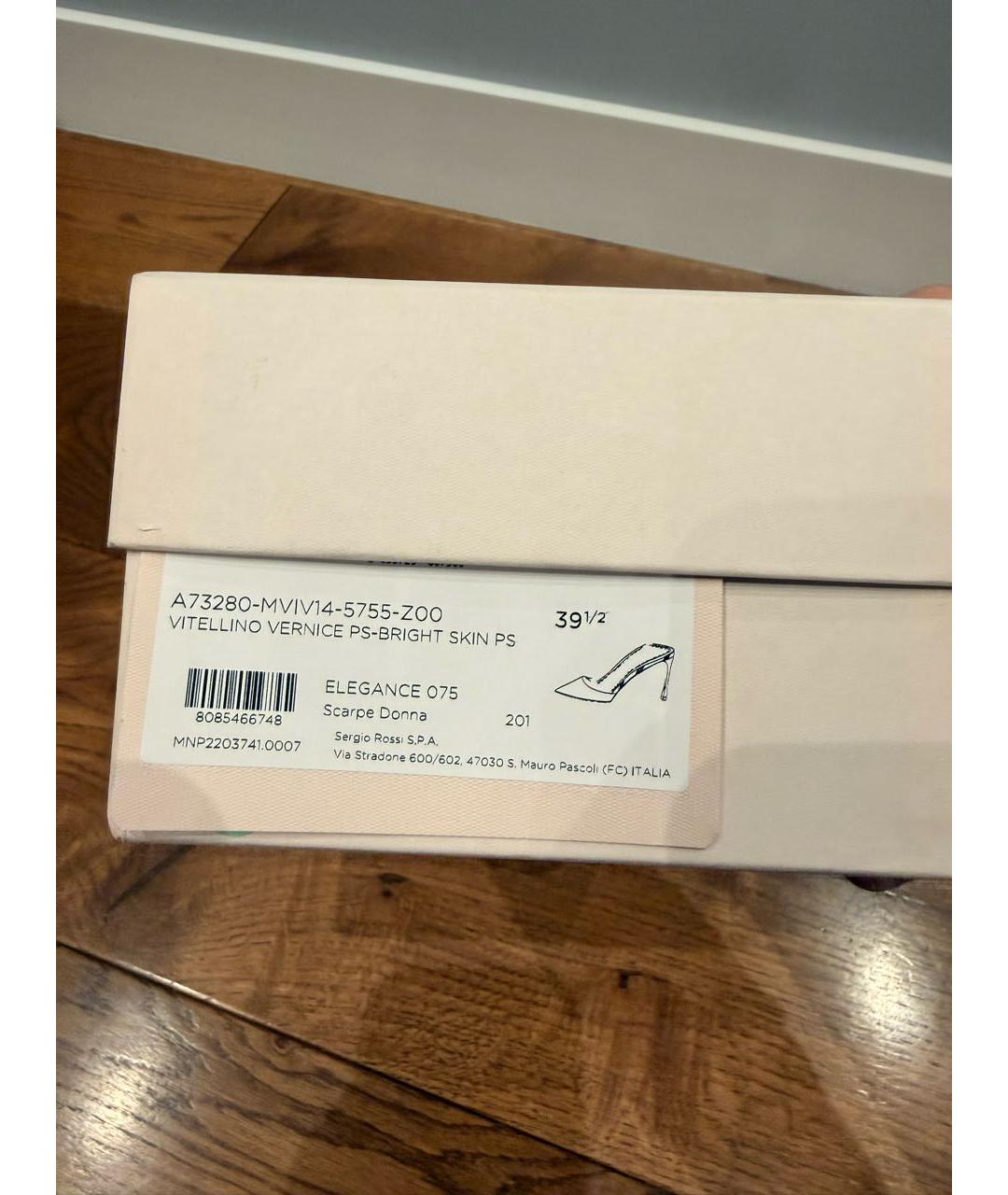 SERGIO ROSSI Бежевые мюли из лакированной кожи, фото 8