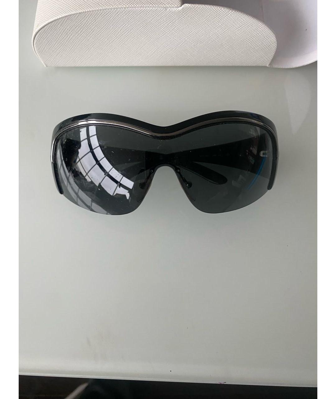 PRADA Черные пластиковые солнцезащитные очки, фото 9