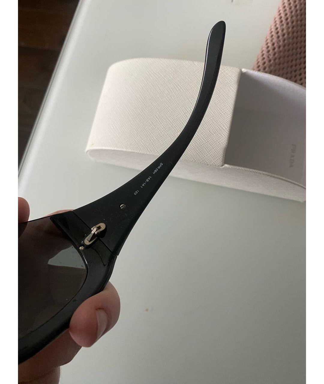 PRADA Черные пластиковые солнцезащитные очки, фото 6