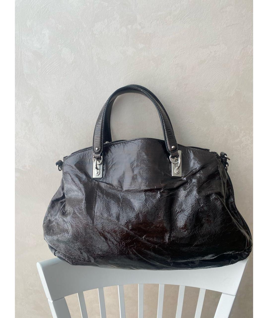 CELINE Коричневая сумка с короткими ручками из лакированной кожи, фото 6