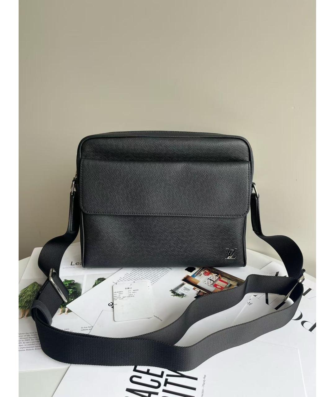 LOUIS VUITTON Черная кожаная сумка через плечо, фото 9