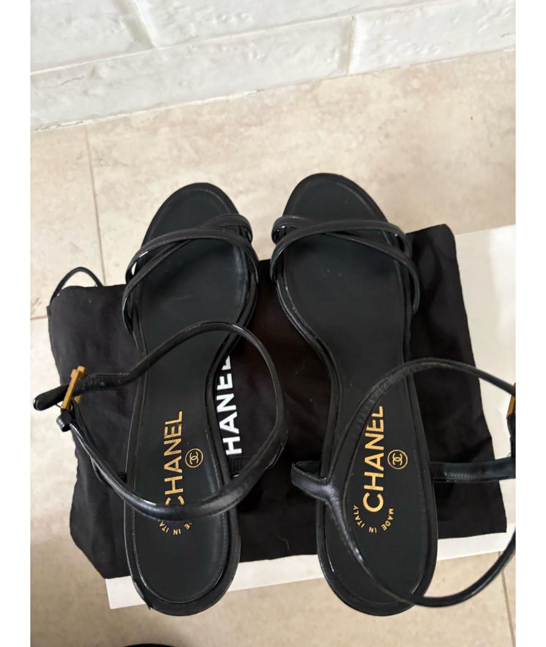 CHANEL Черные кожаные босоножки, фото 3