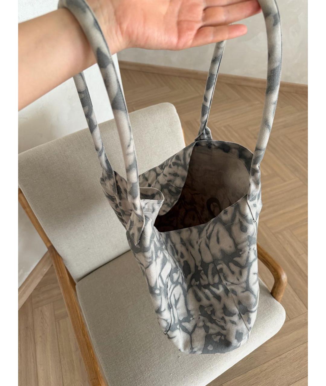 ALO YOGA Серая тканевая дорожная/спортивная сумка, фото 4