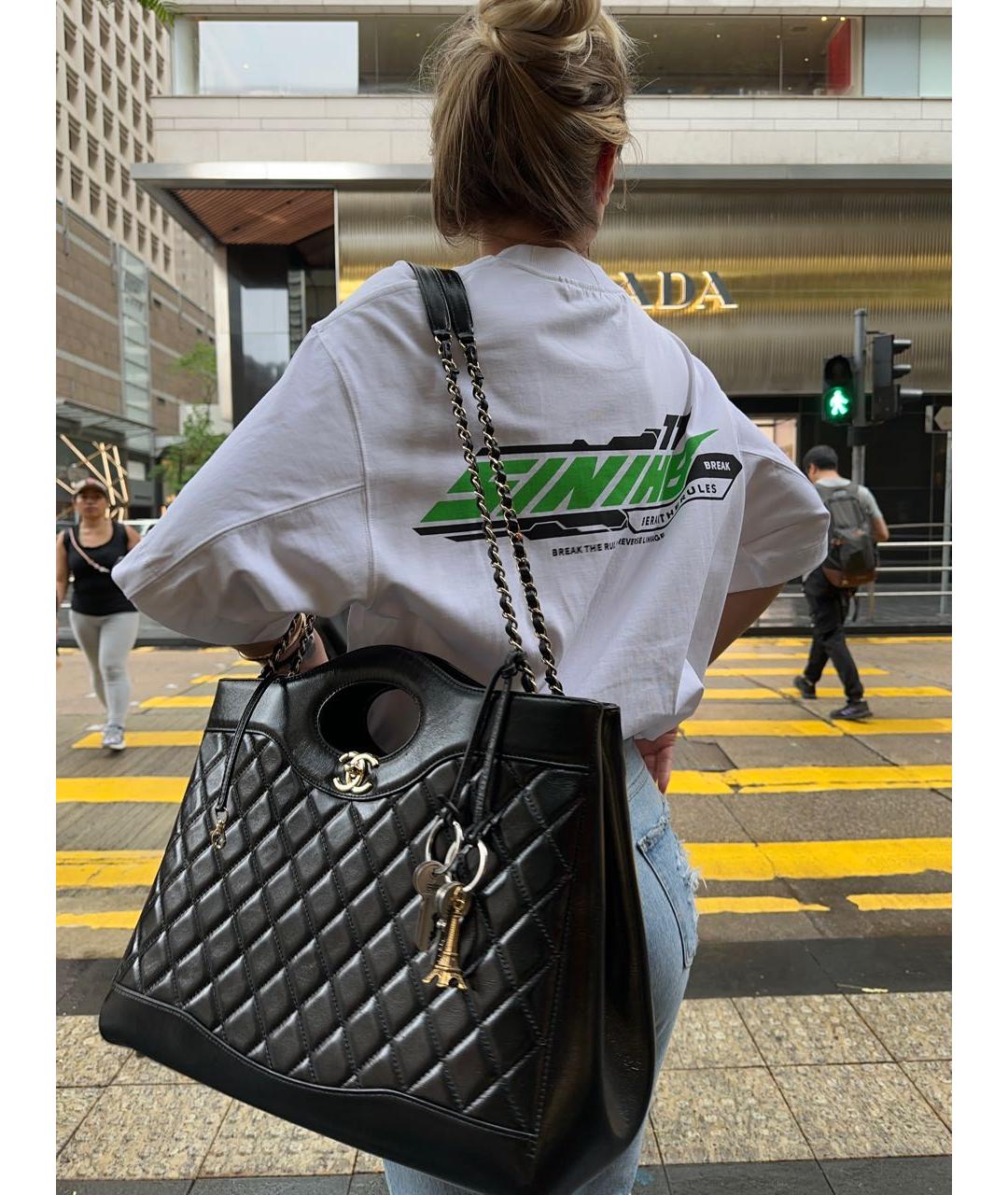 CHANEL Черная кожаная сумка через плечо, фото 2