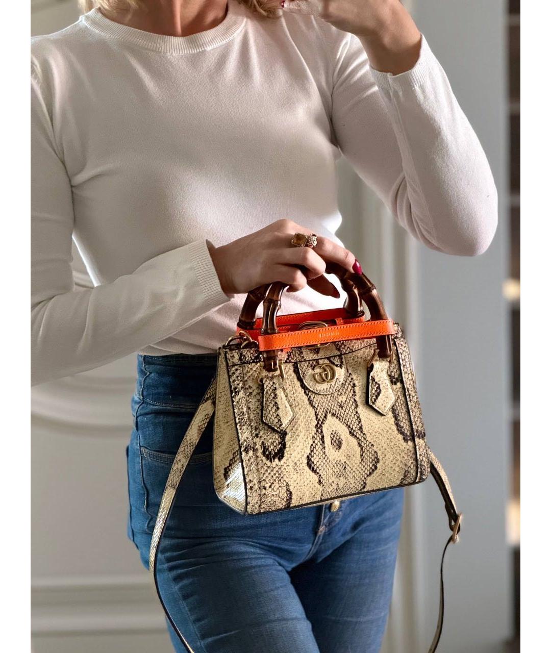 GUCCI Бежевая сумка с короткими ручками из экзотической кожи, фото 8