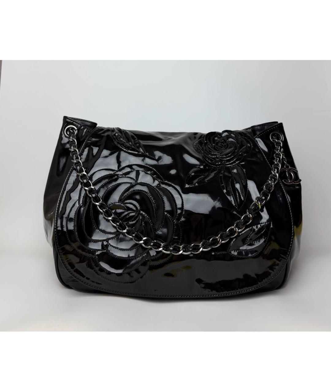 CHANEL Черная сумка через плечо из лакированной кожи, фото 6