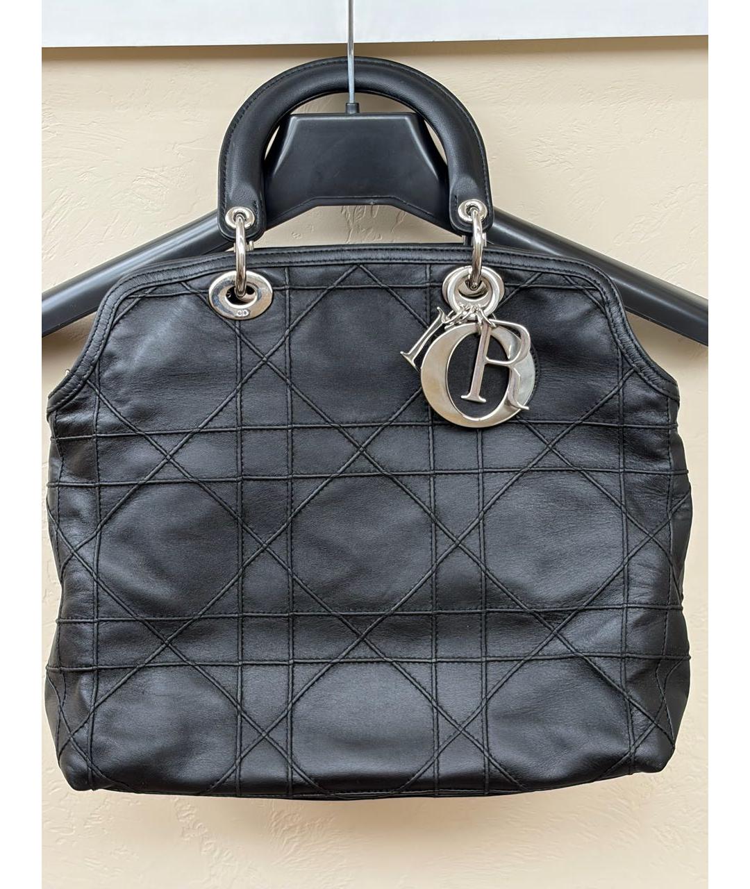 CHRISTIAN DIOR Черная кожаная сумка с короткими ручками, фото 2