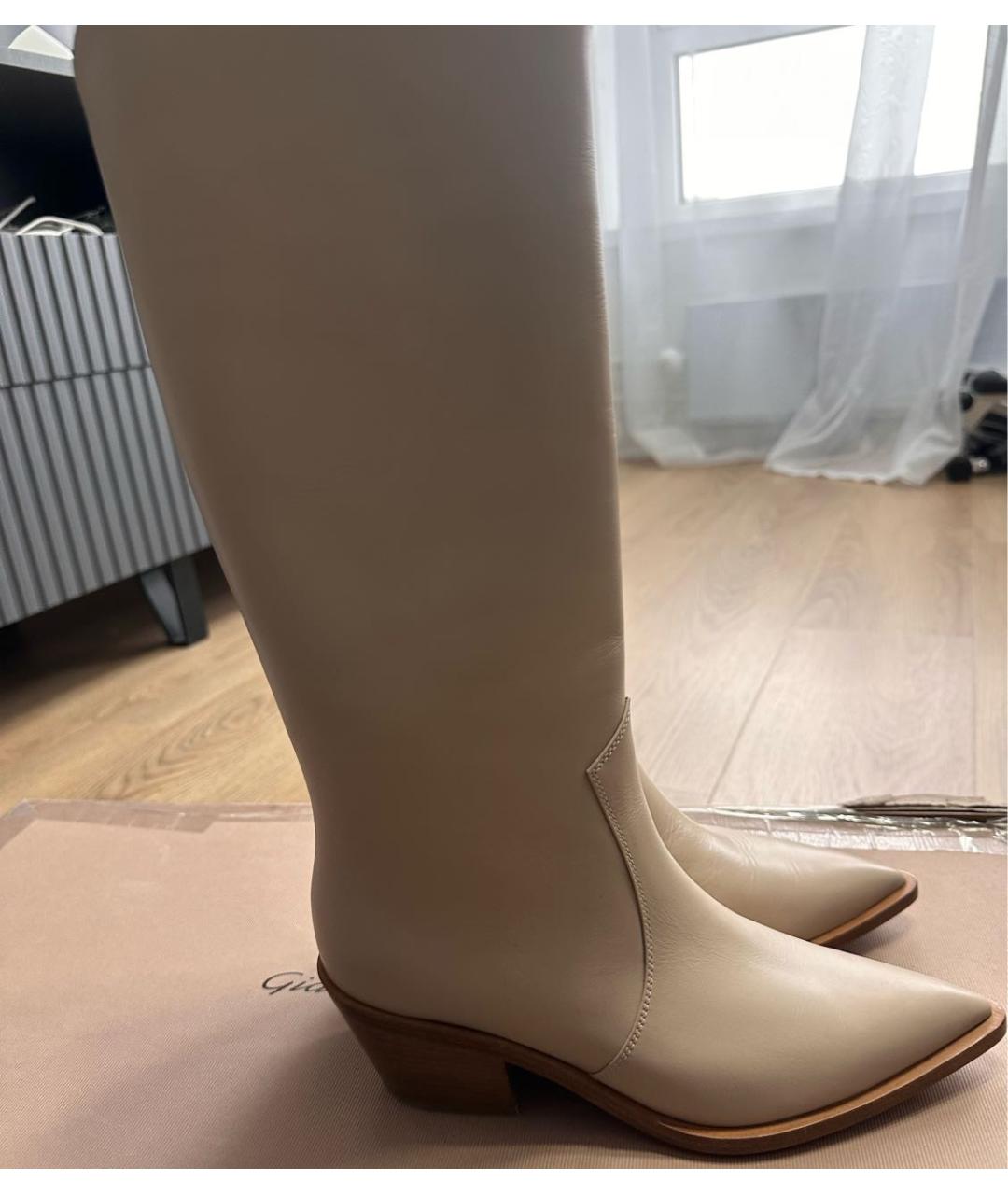 GIANVITO ROSSI Бежевые кожаные сапоги, фото 3