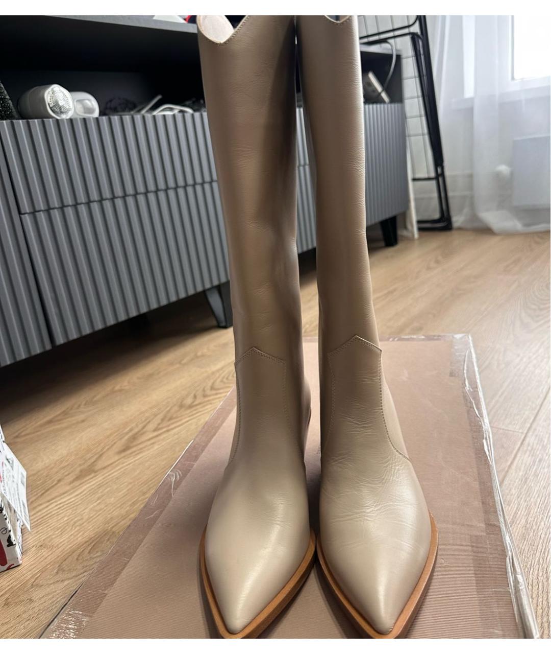 GIANVITO ROSSI Бежевые кожаные сапоги, фото 2