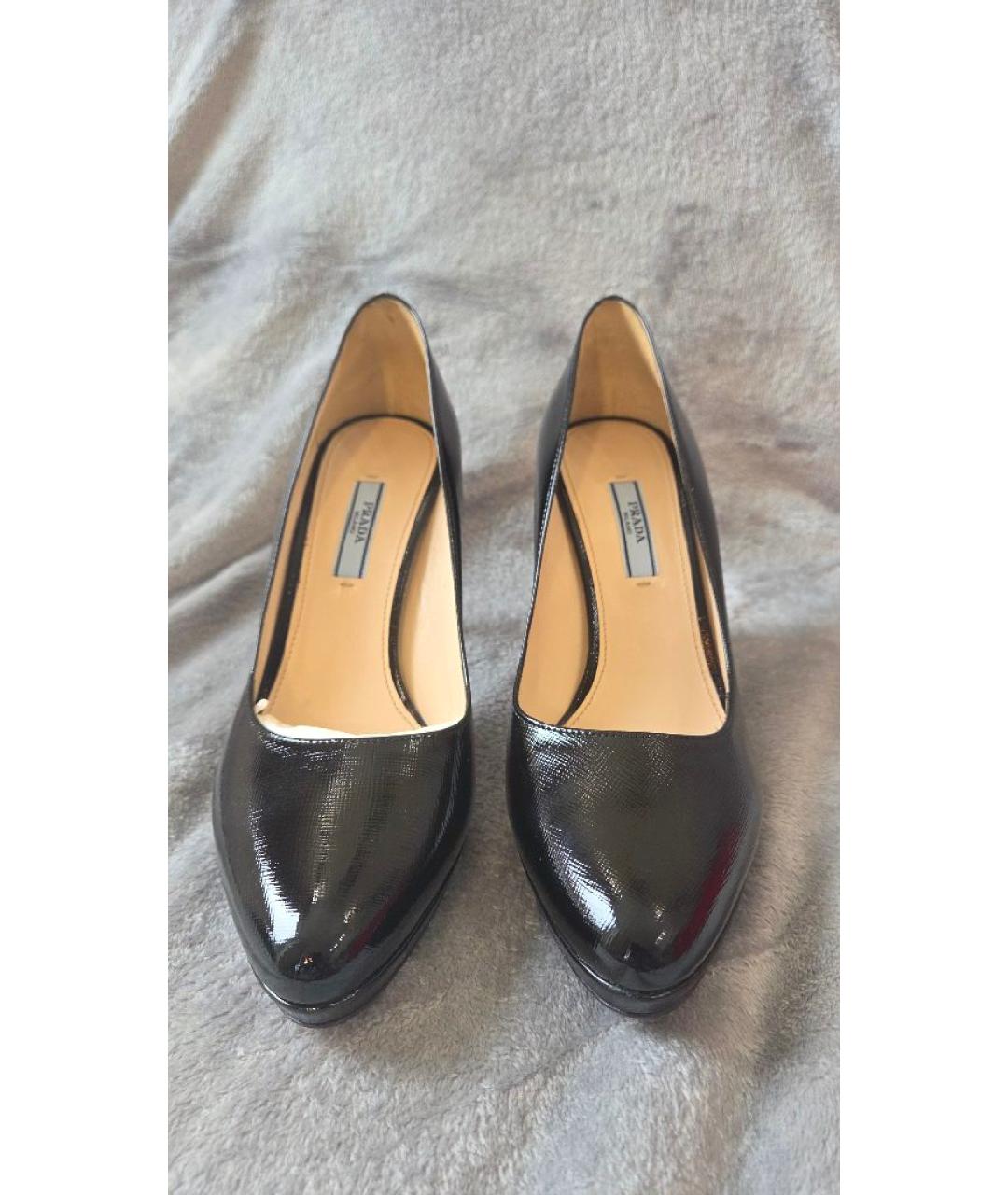 PRADA Черные туфли из лакированной кожи, фото 2