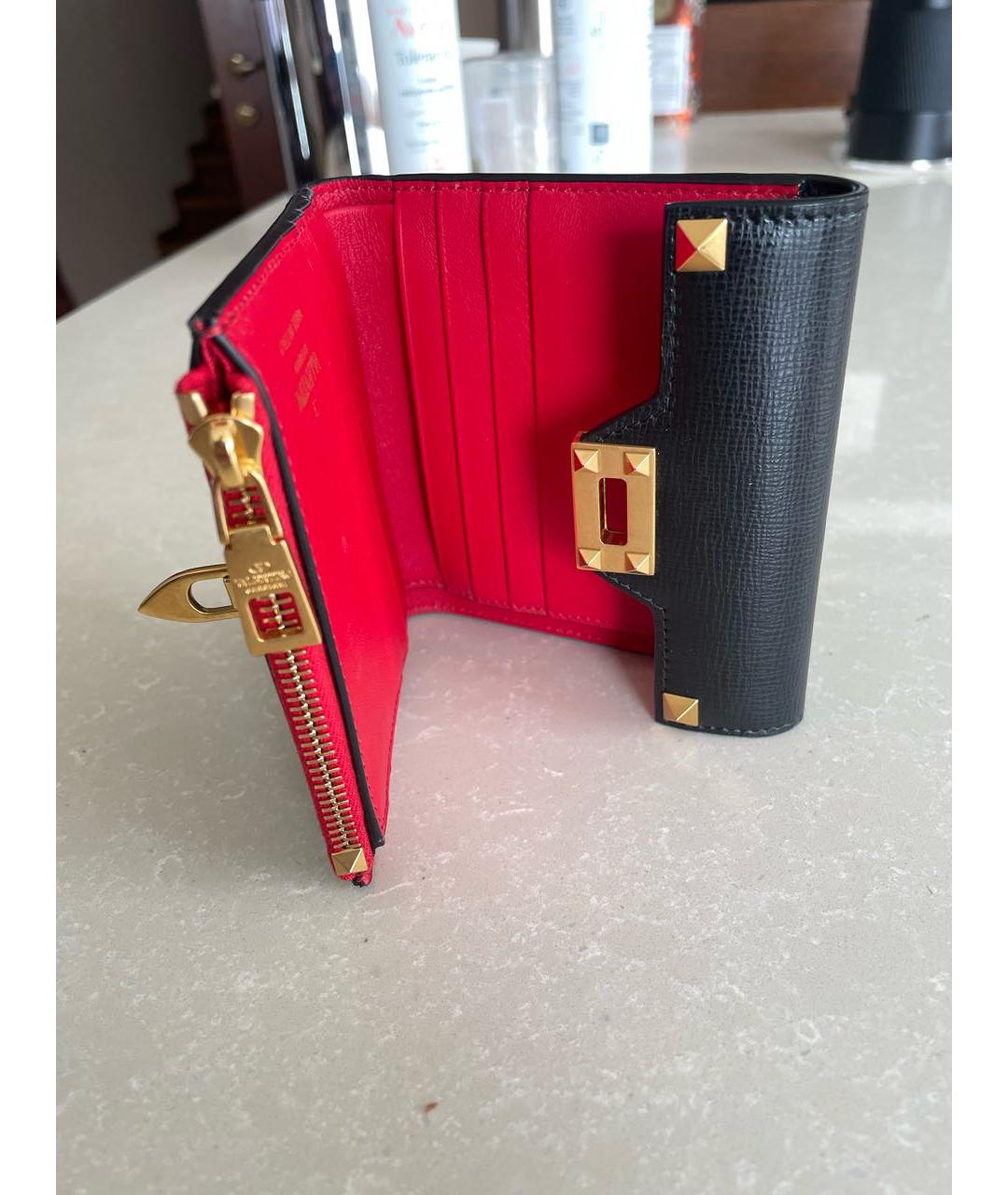 VALENTINO Черный кожаный кошелек, фото 2