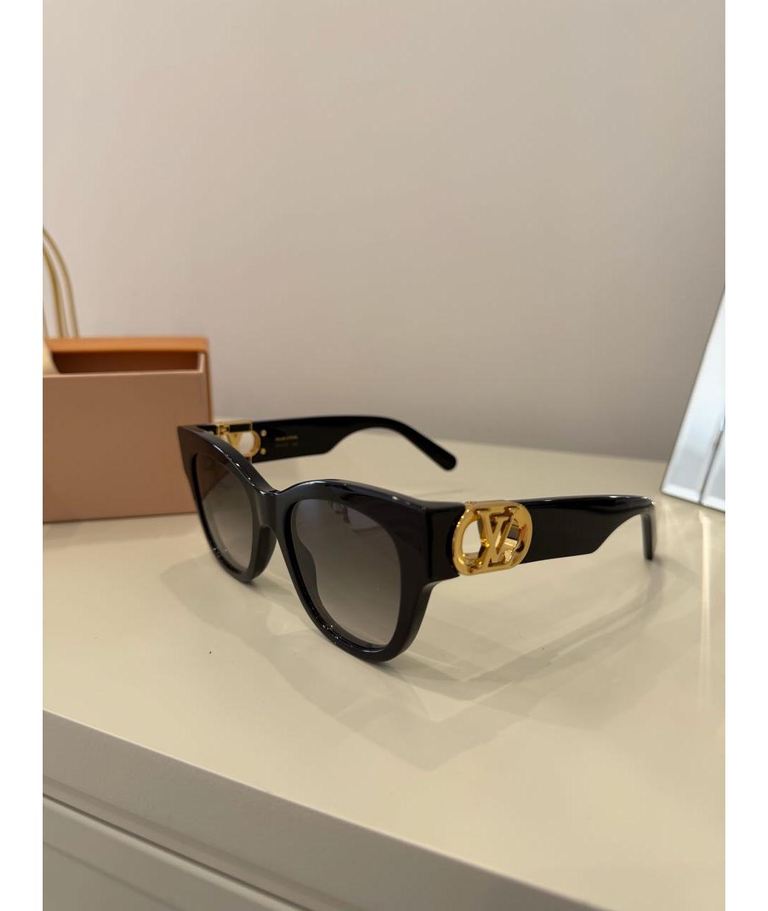 LOUIS VUITTON Черные пластиковые солнцезащитные очки, фото 8