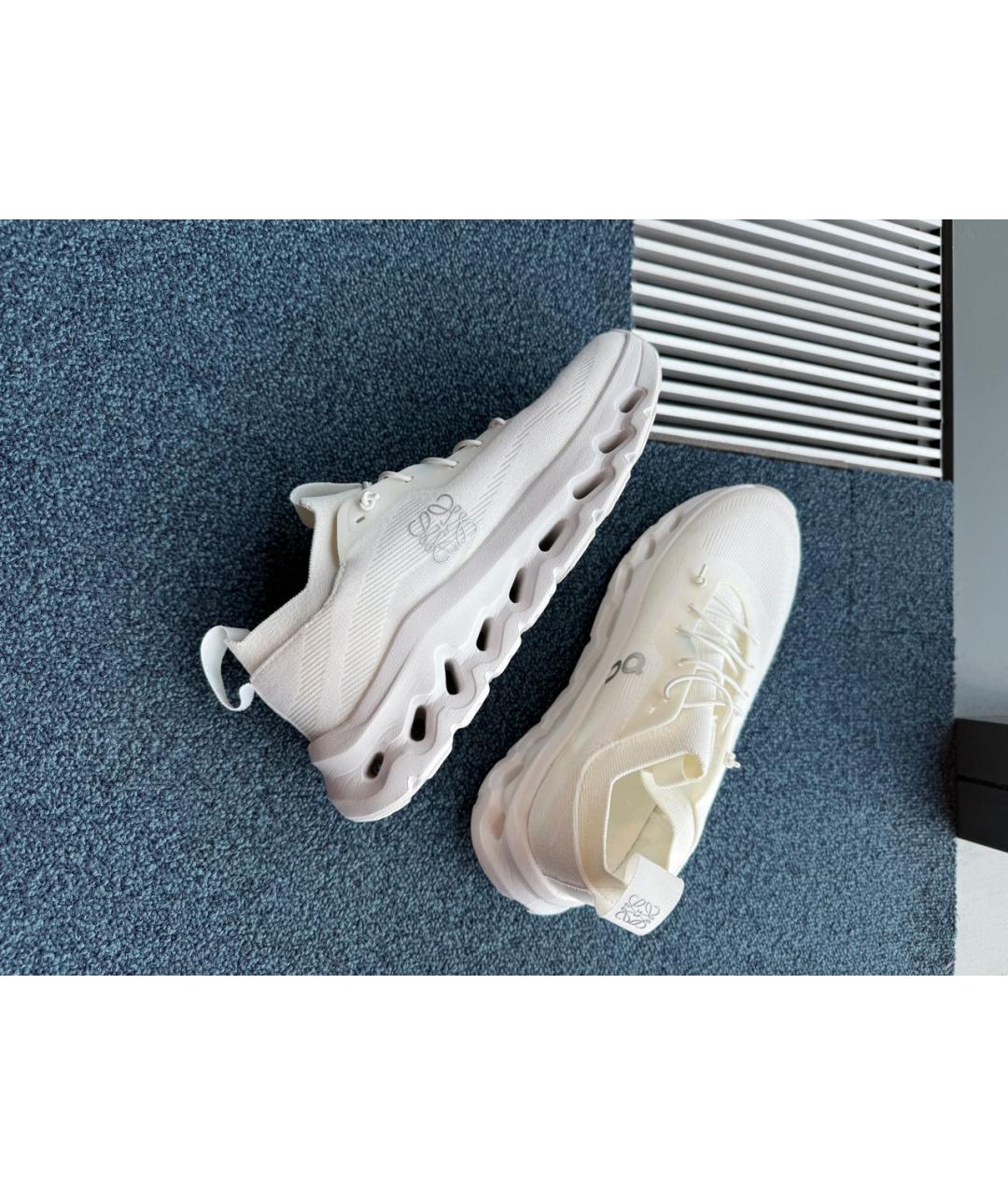 LOEWE Белые текстильные кроссовки, фото 4