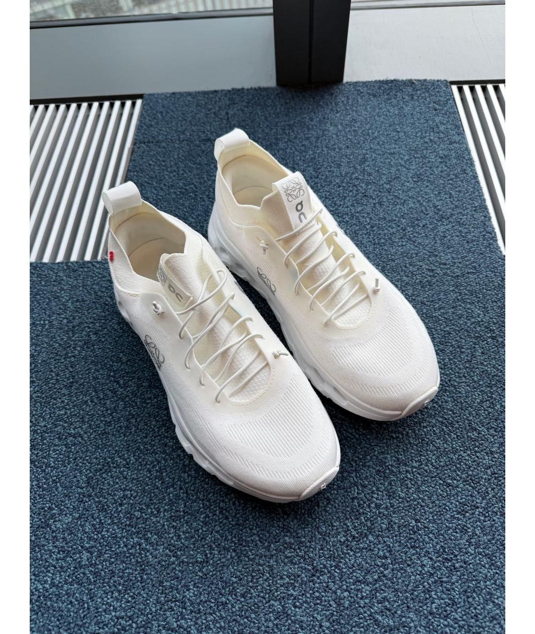 LOEWE Белые текстильные кроссовки, фото 2