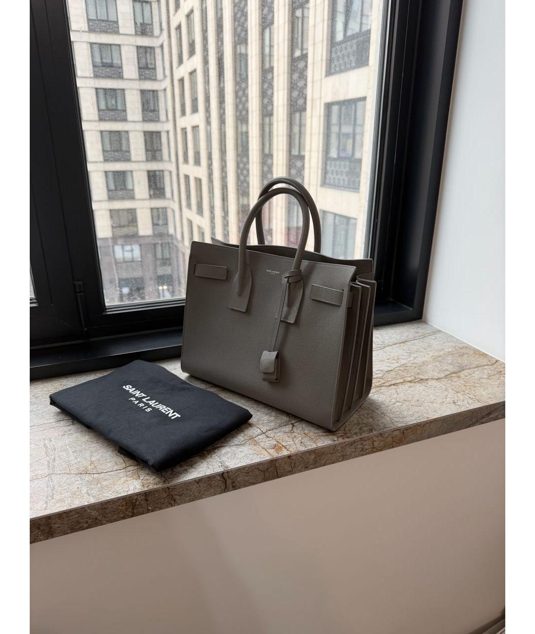 SAINT LAURENT Серая кожаная сумка тоут, фото 2