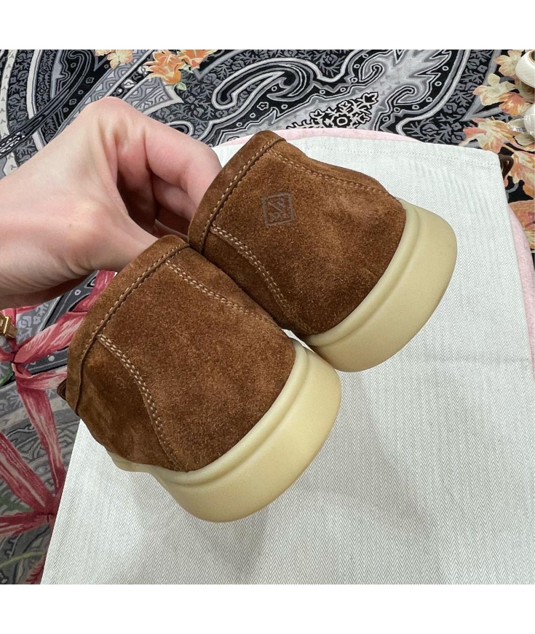 LORO PIANA Горчичные замшевые лоферы, фото 3