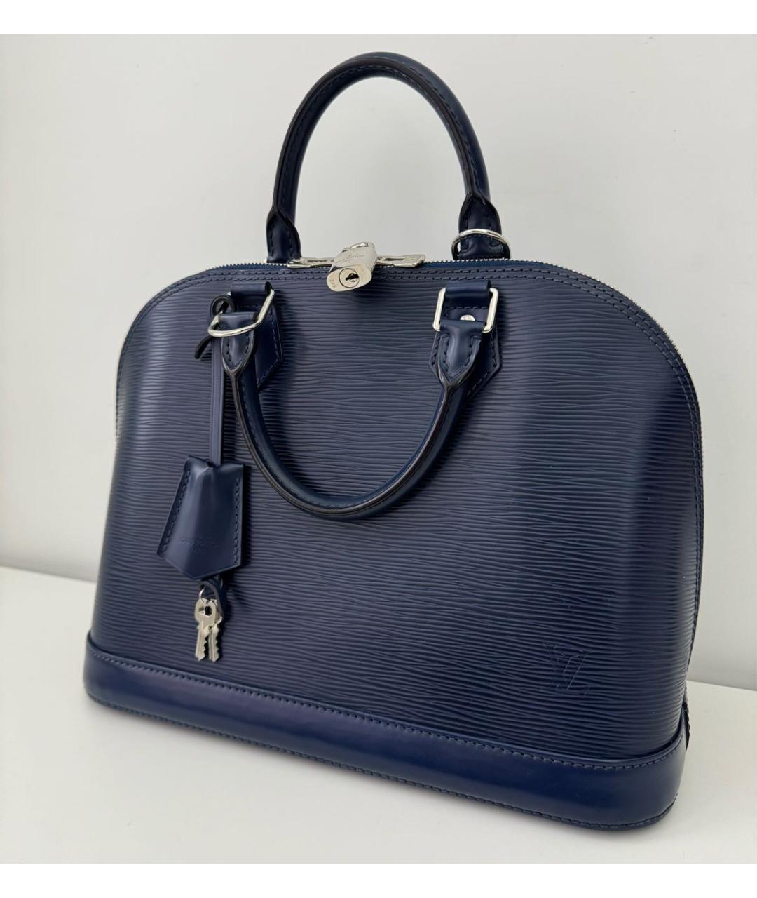 LOUIS VUITTON Темно-синяя кожаная сумка с короткими ручками, фото 3