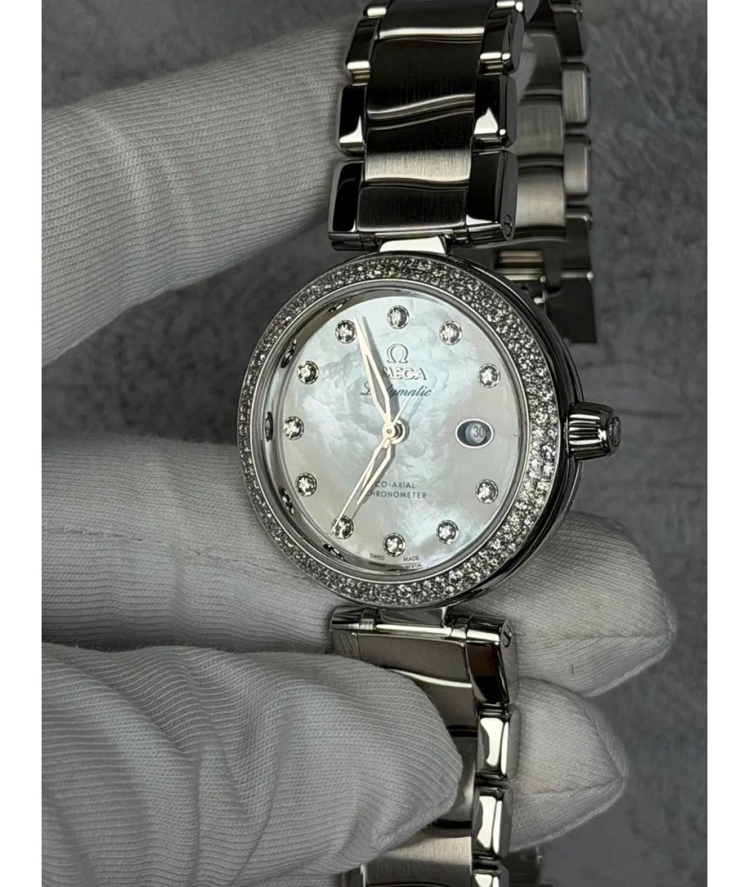 OMEGA Белые металлические часы, фото 3
