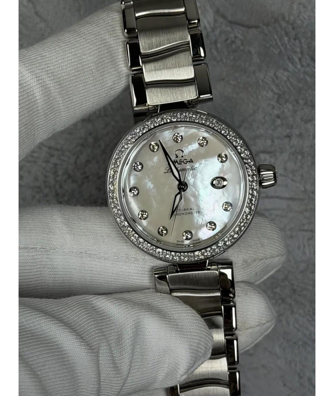 OMEGA Белые металлические часы, фото 2