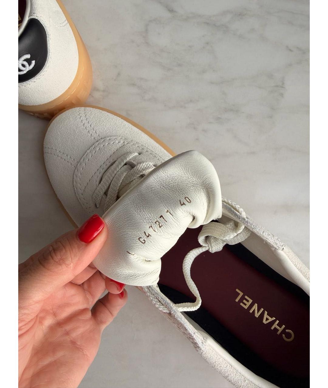 CHANEL Белые замшевые кеды, фото 5