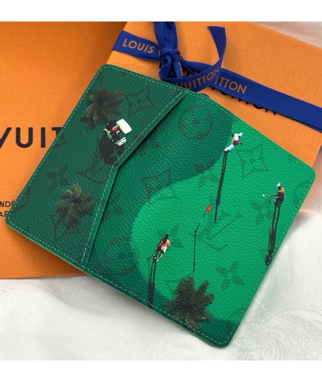 LOUIS VUITTON Зеленый кошелек, фото 4