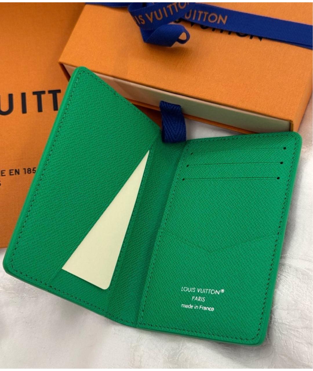 LOUIS VUITTON Зеленый кошелек, фото 5