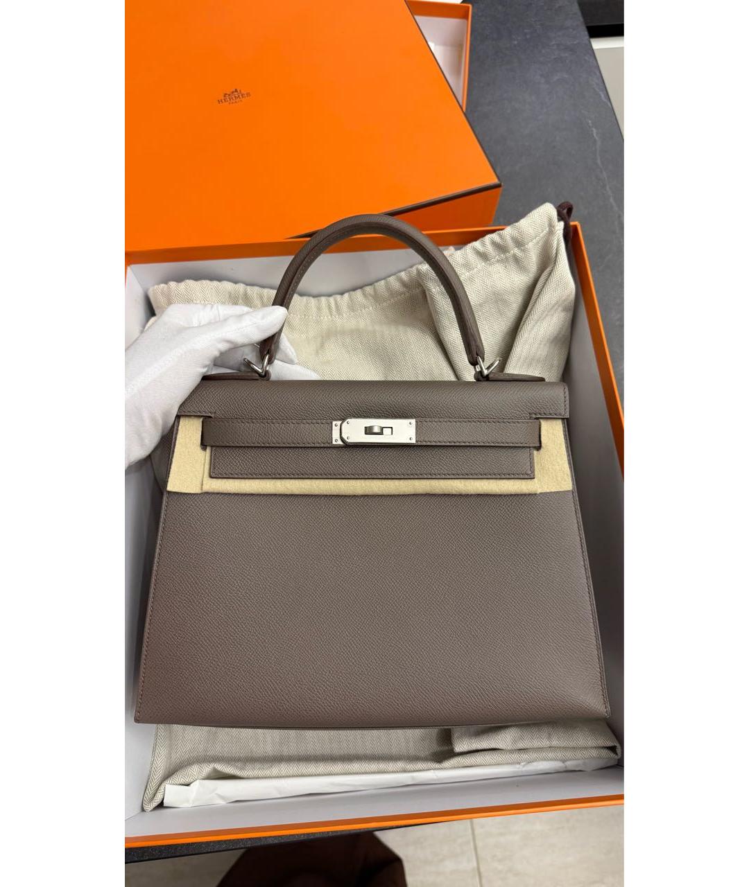 HERMES Серая кожаная сумка с короткими ручками, фото 6