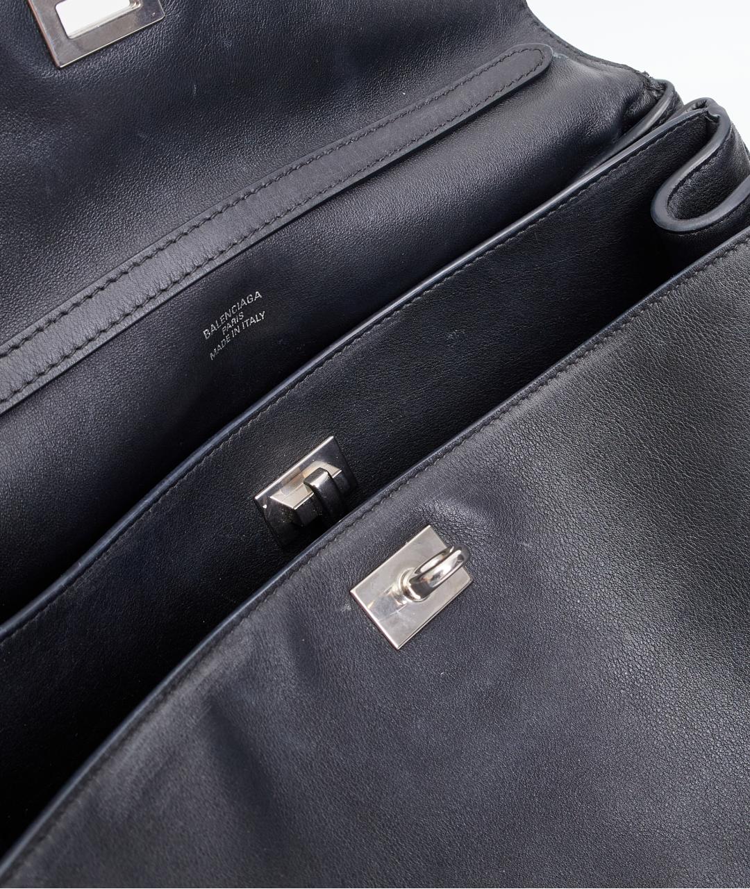 BALENCIAGA Черная кожаная сумка через плечо, фото 6