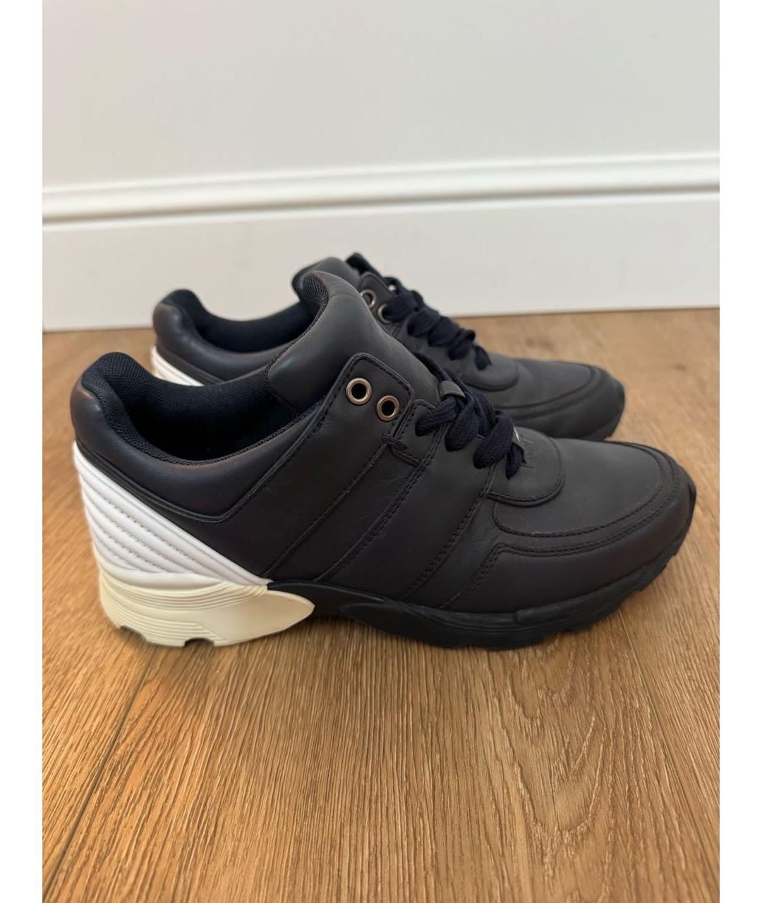 CHANEL Темно-синие кожаные кроссовки, фото 7