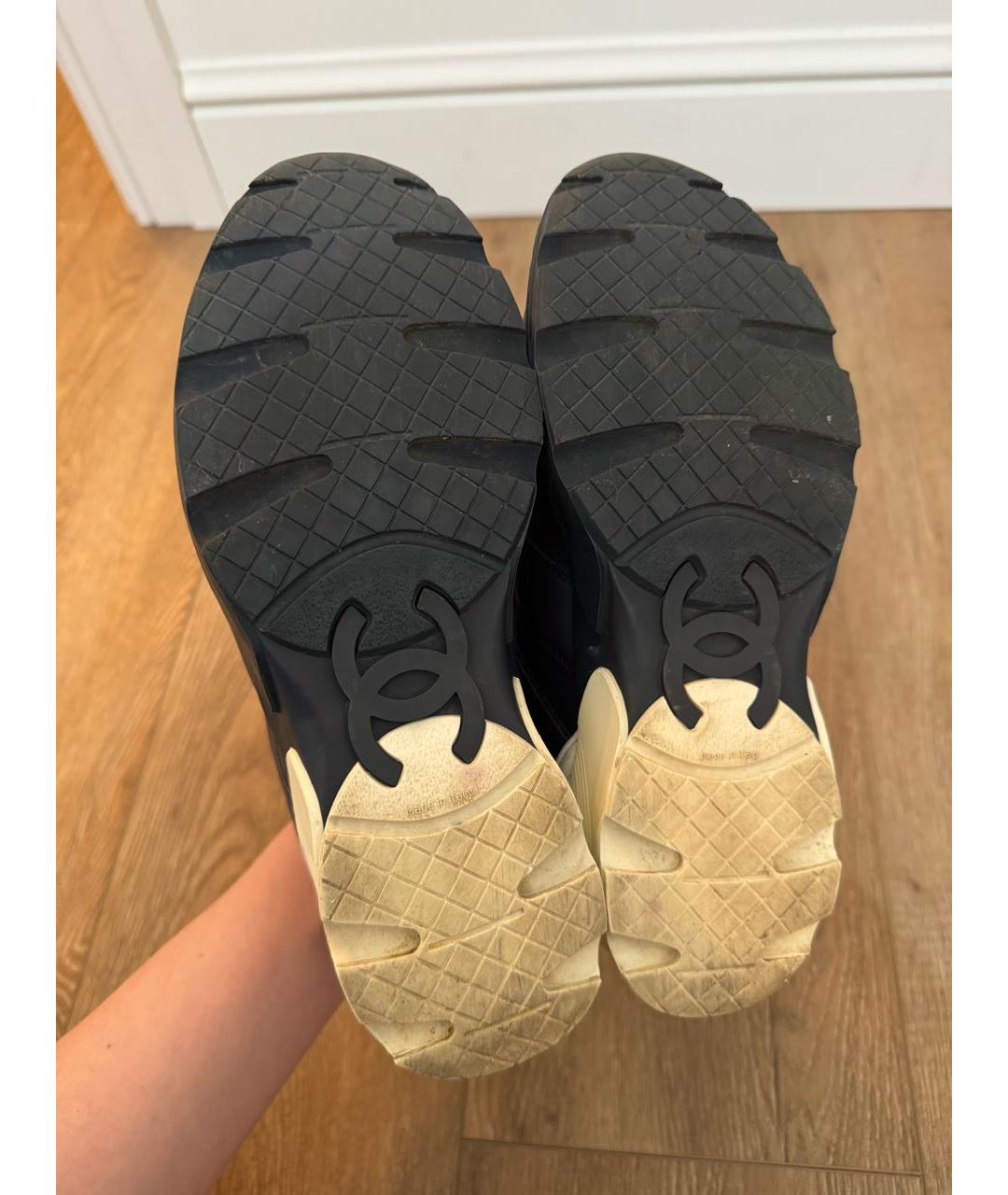 CHANEL Темно-синие кожаные кроссовки, фото 5