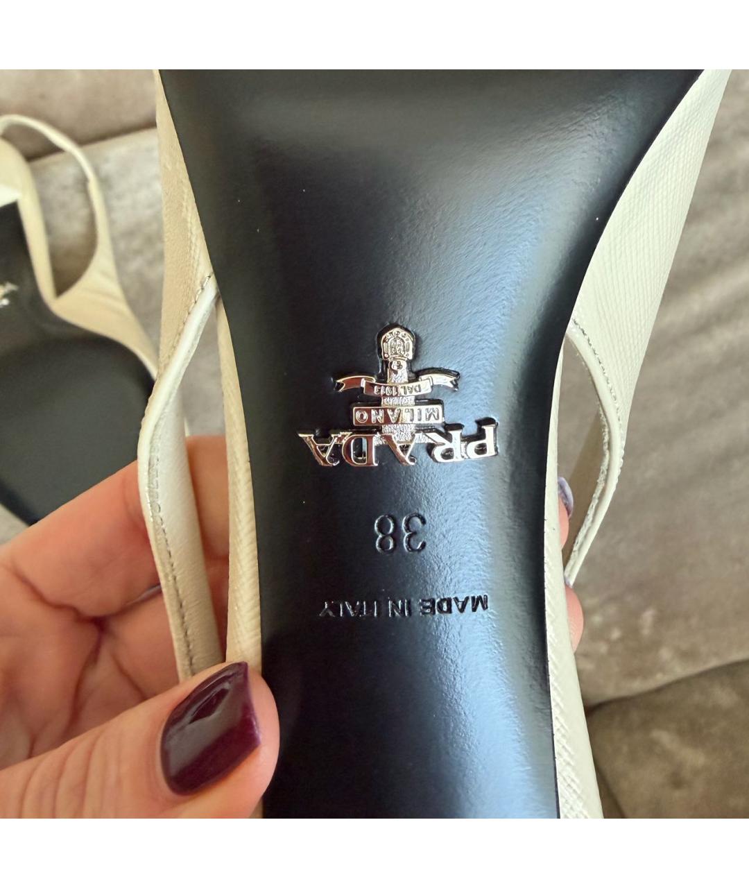 PRADA Белые кожаные босоножки, фото 6