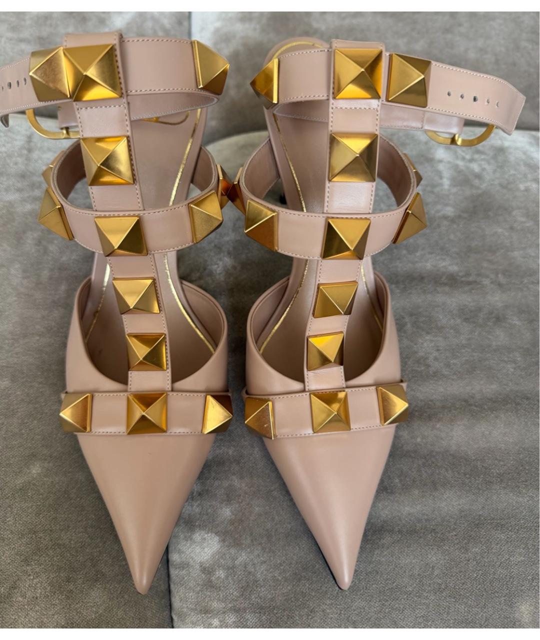 VALENTINO Бежевые кожаные босоножки, фото 2