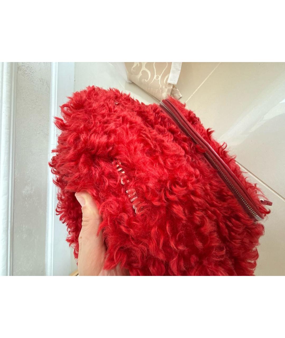 MIU MIU Красный меховой рюкзак, фото 5