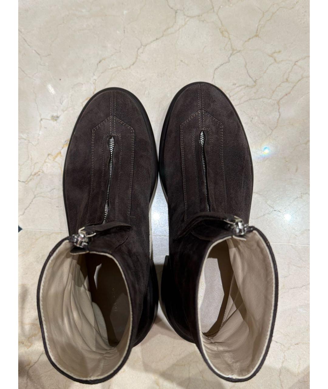 THE ROW Коричневые замшевые ботинки, фото 3