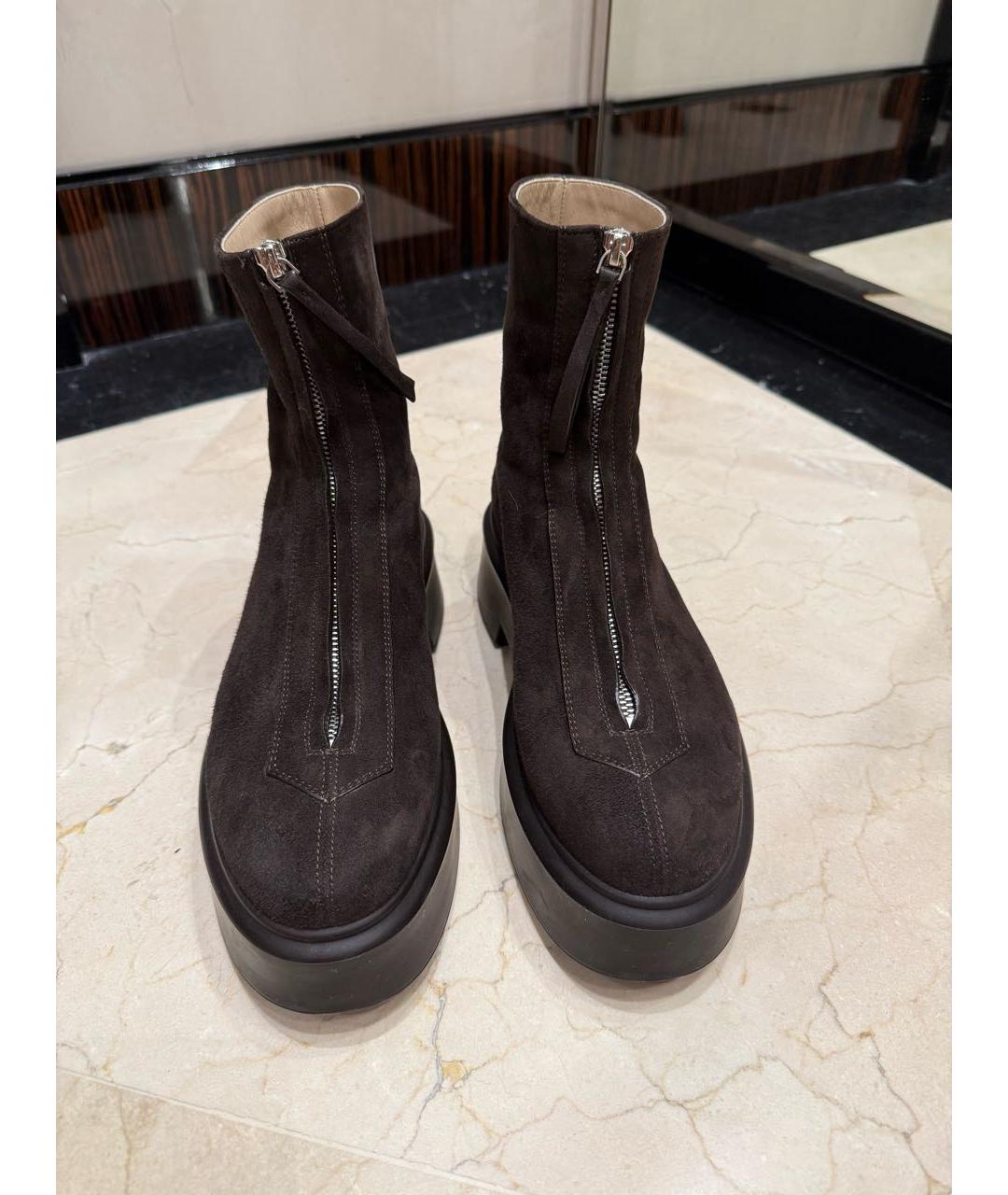 THE ROW Коричневые замшевые ботинки, фото 2