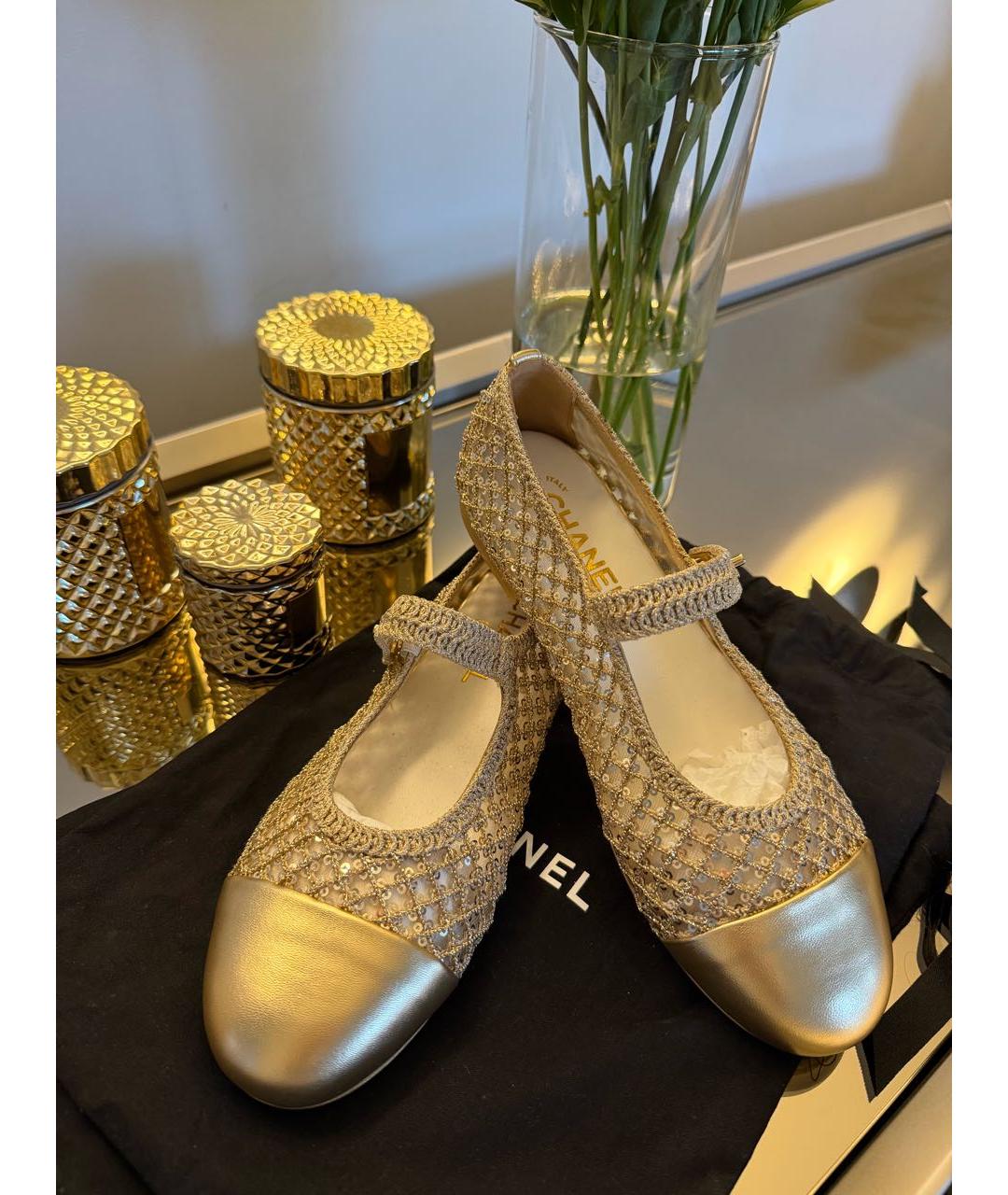 CHANEL Золотые балетки, фото 2